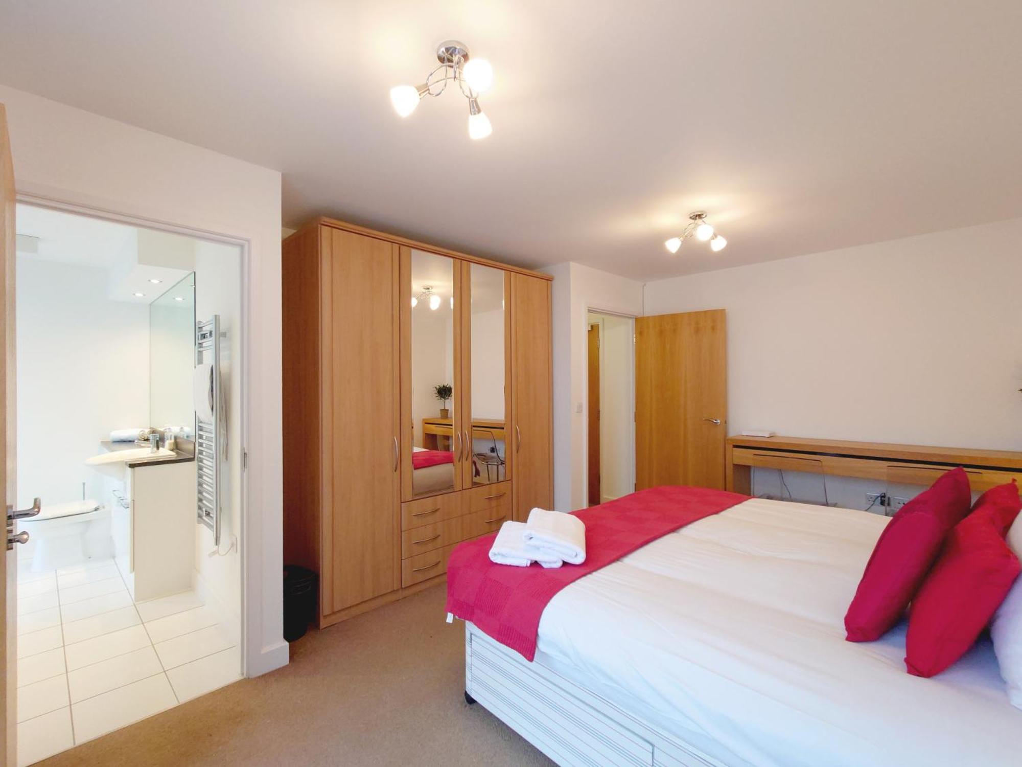 London Excel Stays - Three Bed Serviced Apartment Eksteriør billede