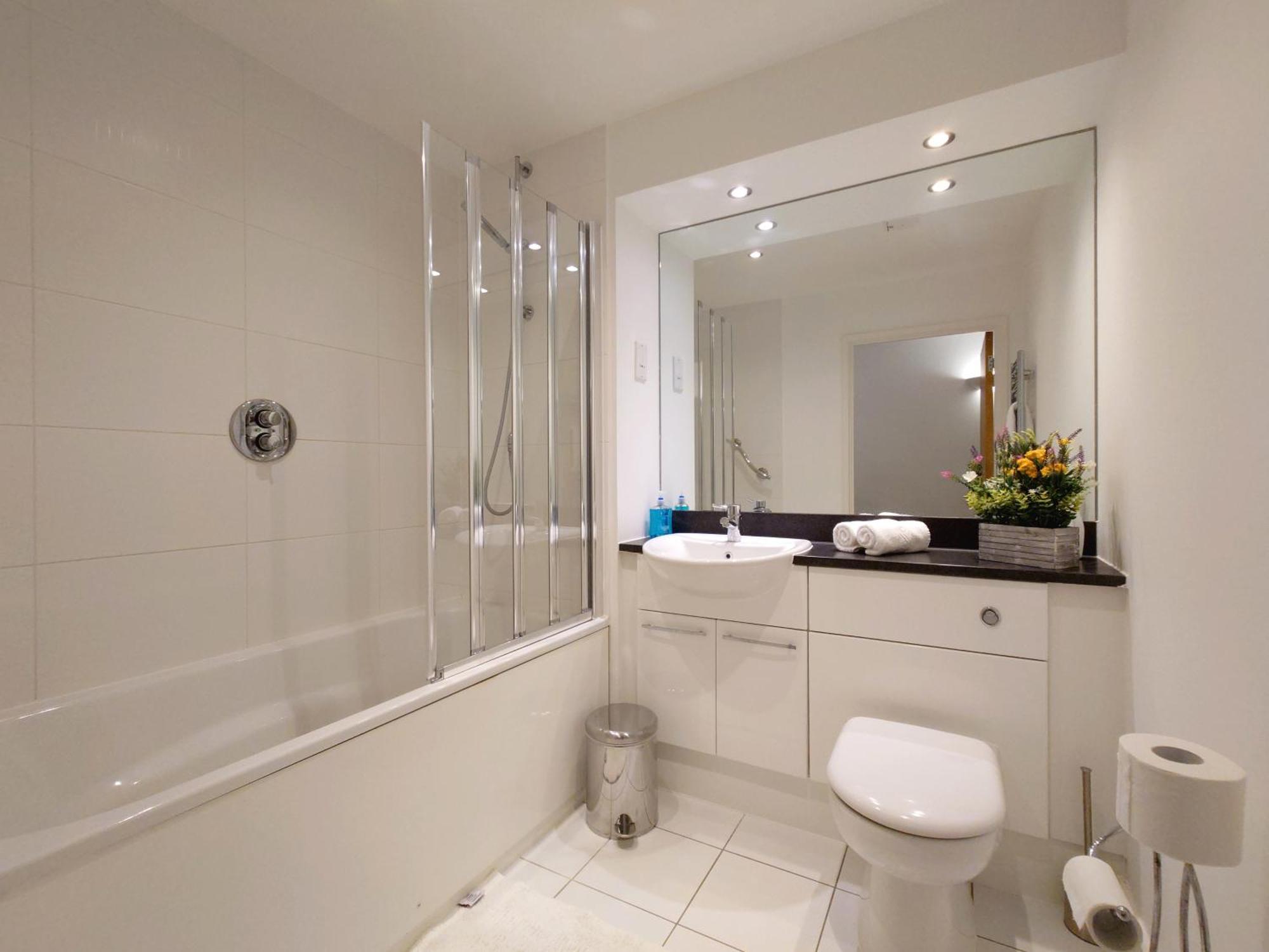 London Excel Stays - Three Bed Serviced Apartment Eksteriør billede